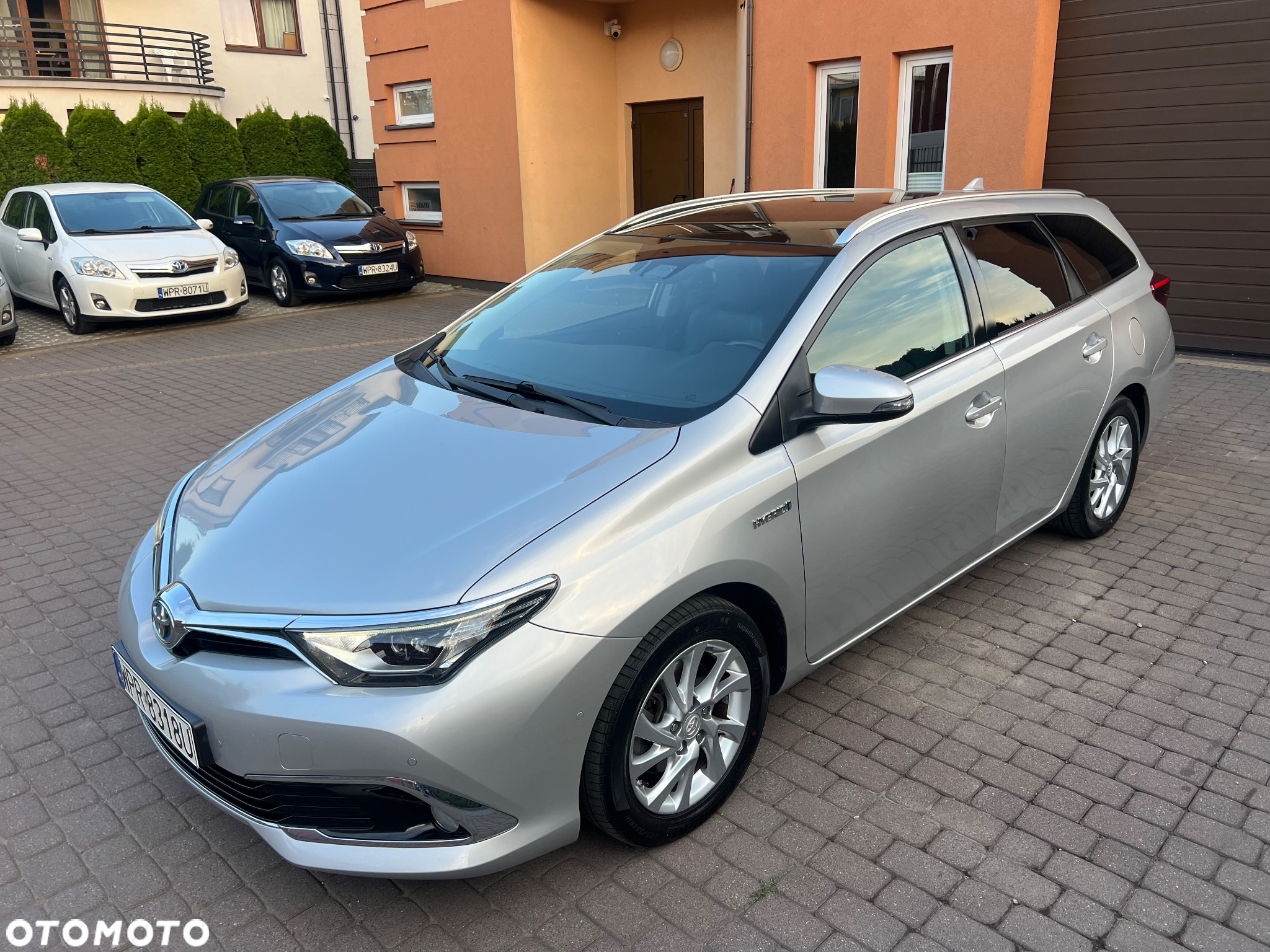 Toyota Auris 1.8 HSD Luna - 10