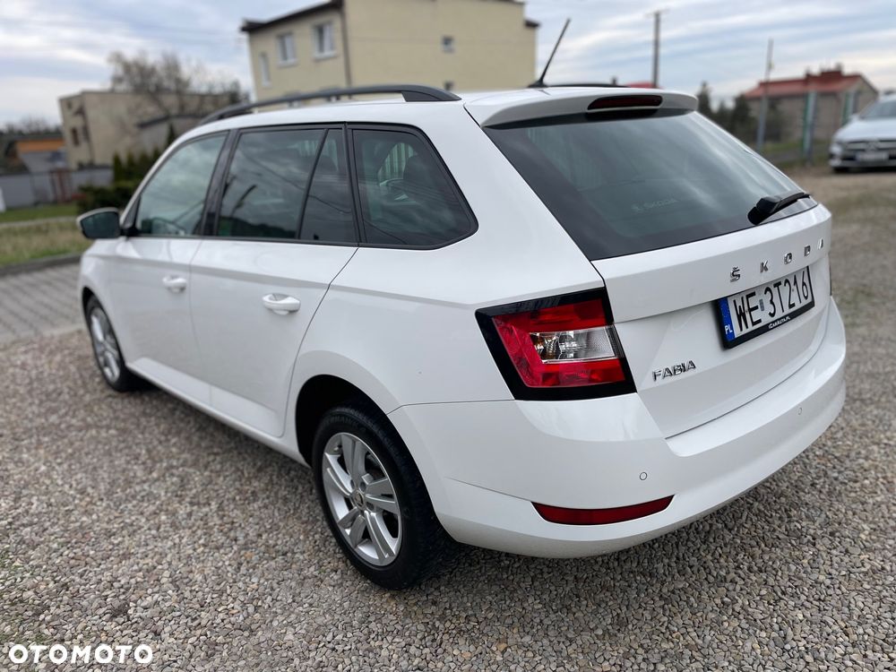 Skoda Fabia 1.0 TSI Ambition - 16