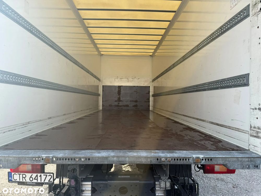 Renault D WIDE IZOTERMA z windą * Duża kabina * 2020 ROK* Import Niemcy - 34