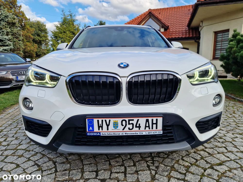 BMW X1 sDrive18i Sport Line - 4