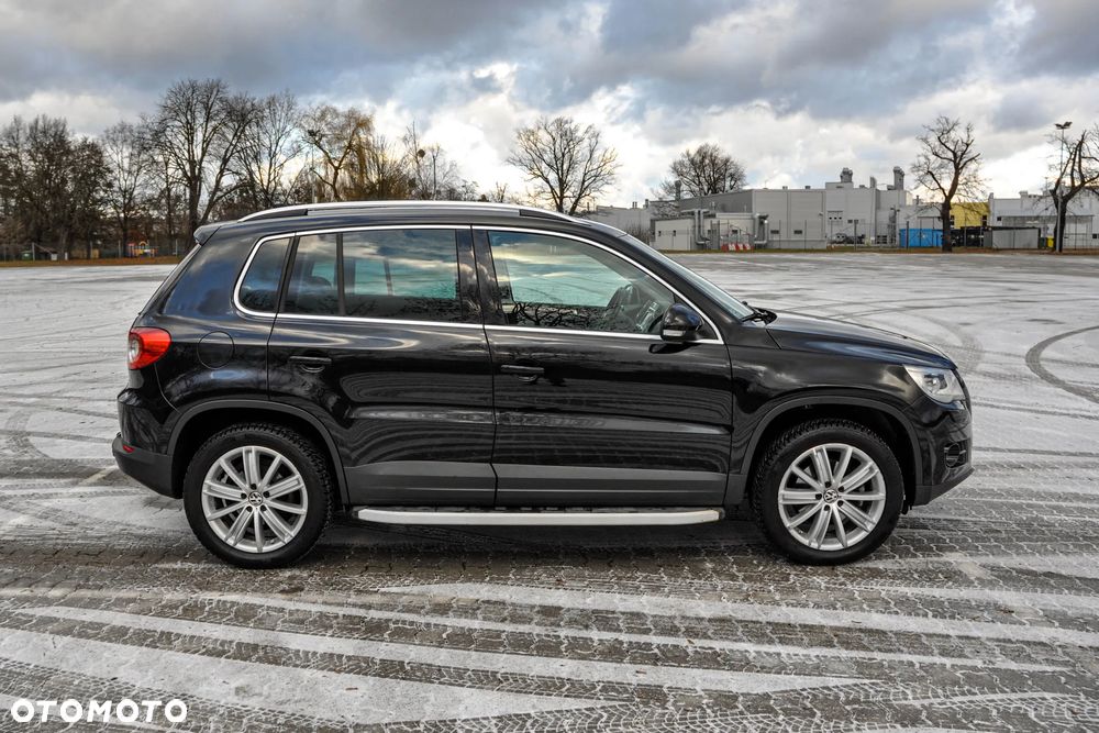 Volkswagen Tiguan - 5