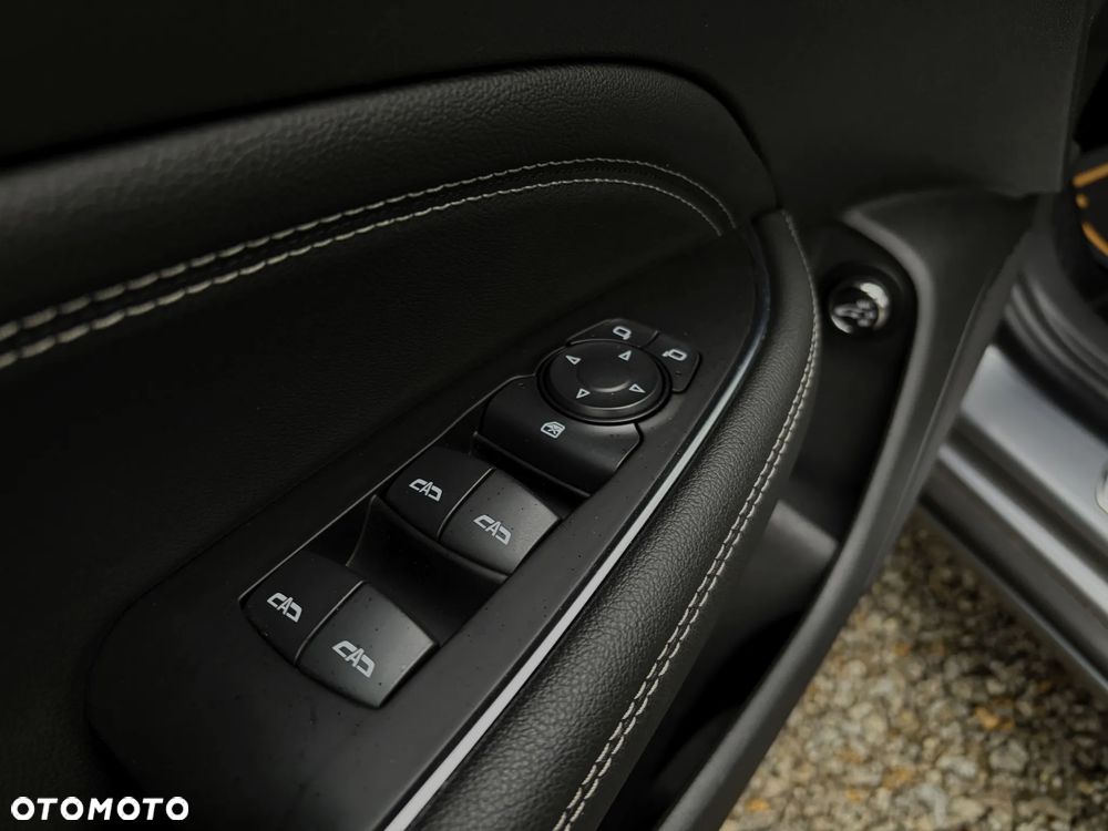 Opel Insignia 2.0 Dynamic - 34