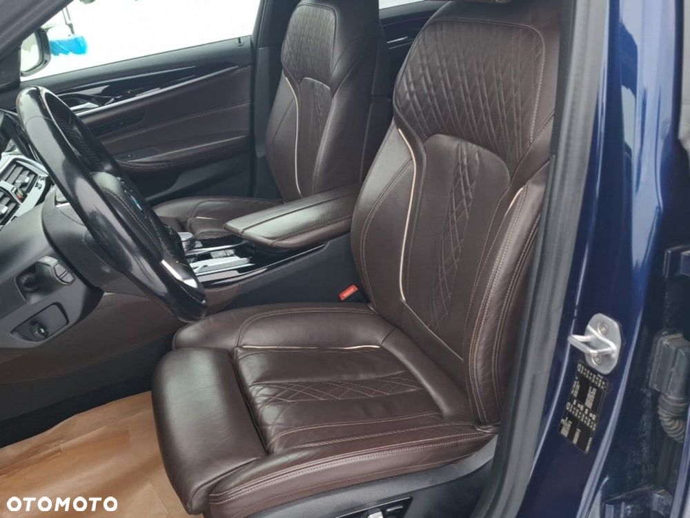 BMW Seria 5 530d Luxury Line - 18