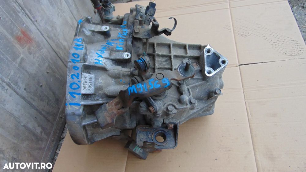 Cutie viteze 5 trepte COD M Hyundai i 10 an 2010 1.1 b - 5