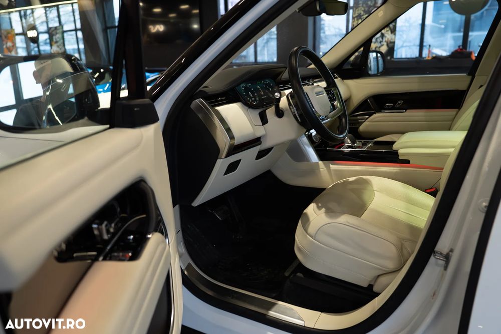 Land Rover Range Rover 3.0 l6 P400 MHEV SE - 4