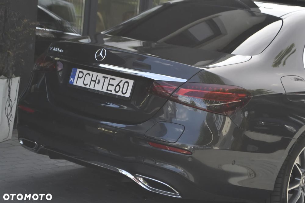 Mercedes-Benz Klasa E 350e 9G-TRONIC AMG Line - 33
