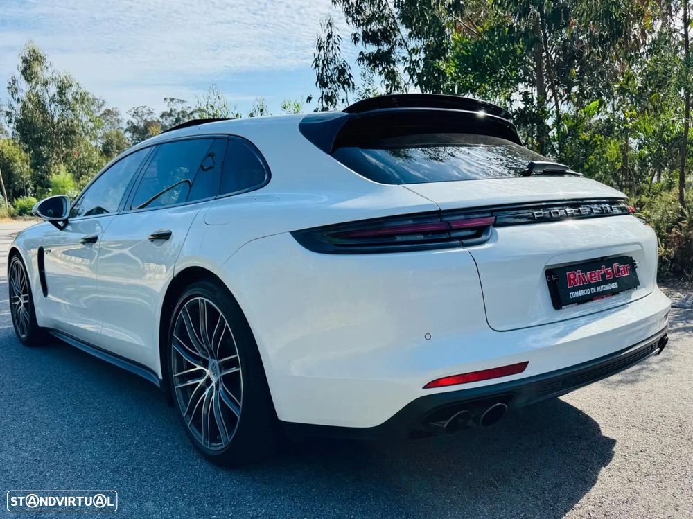 Porsche Panamera Sport Turismo 4 E-Hybrid - 15