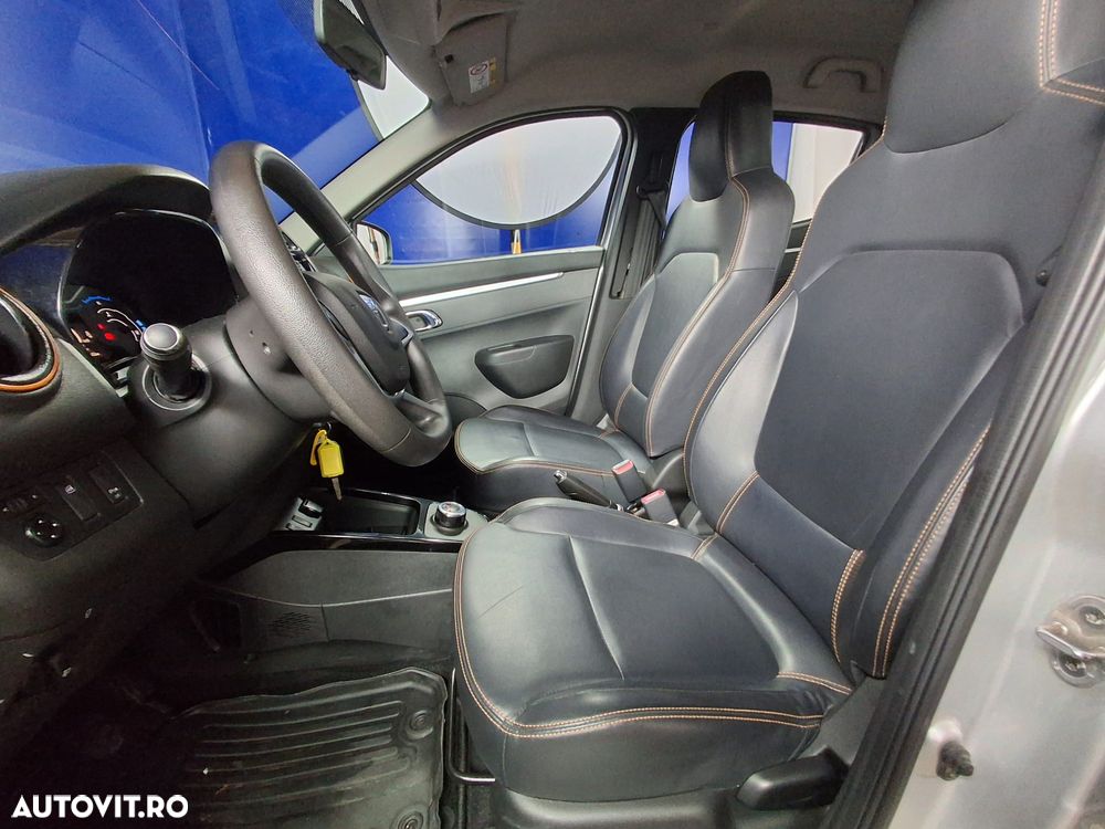 Dacia Spring Comfort Plus - 11