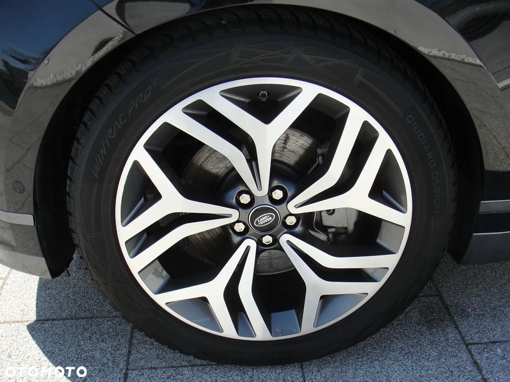 Land Rover Range Rover Velar 3.0d R-Dynamic SE - 24