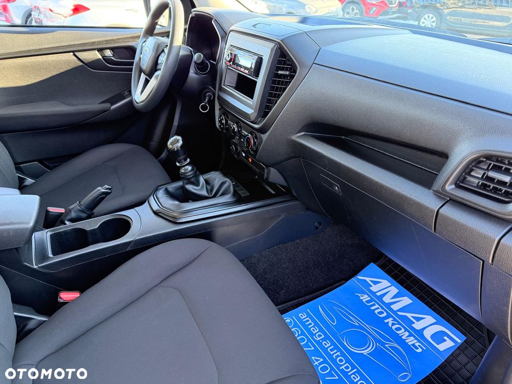 Isuzu D-Max 4x4 Space Cab Basic - 16