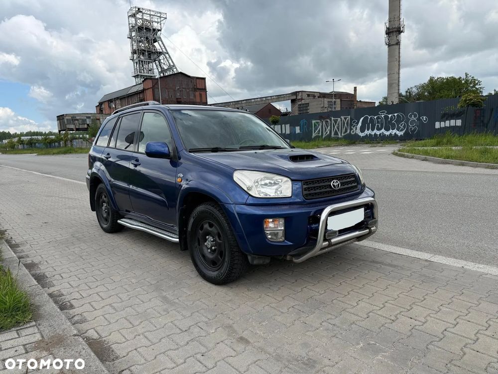 Toyota RAV4 2.0 D-4D 4x4 - 1