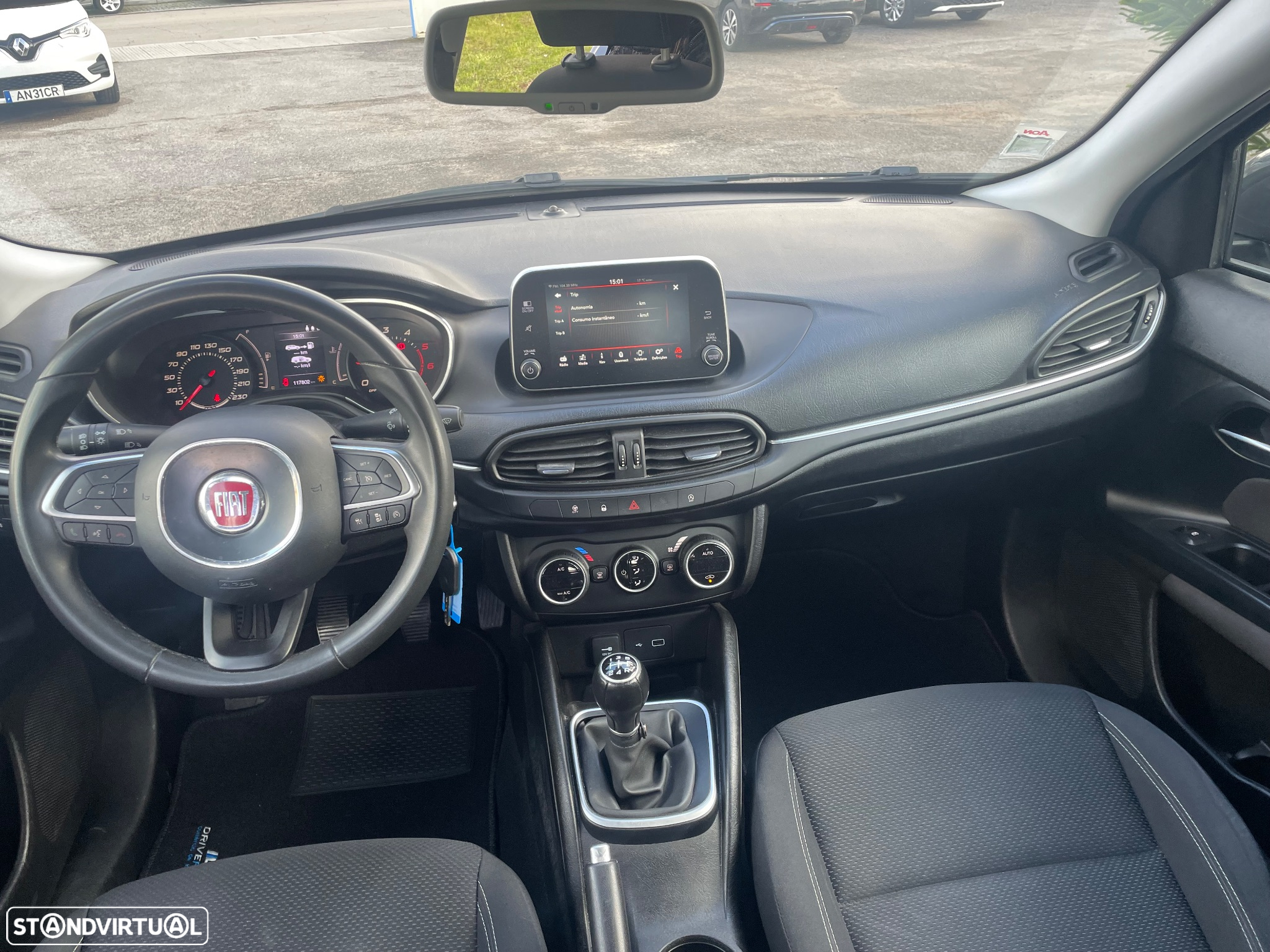 Fiat Tipo Station Wagon 1.3 M-Jet Lounge - 40