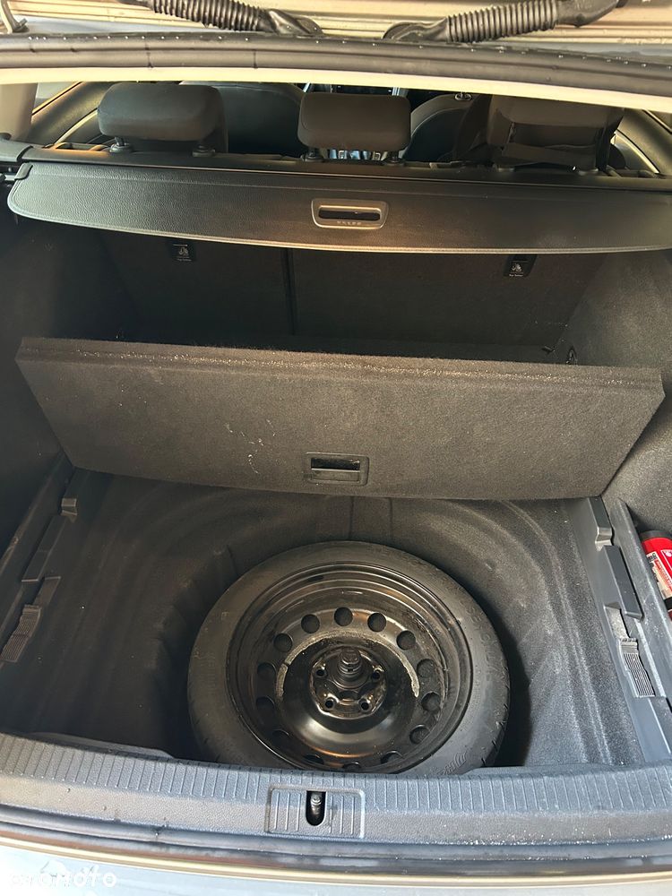 Volkswagen Golf - 12