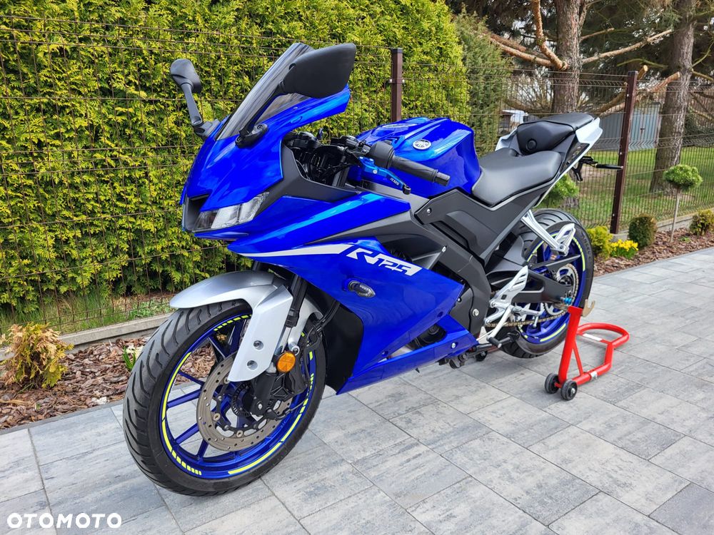 Yamaha YZF - 6