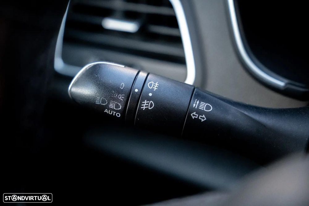 Renault Mégane Sport Tourer 1.5 dCi Dynamique S EDC - 25