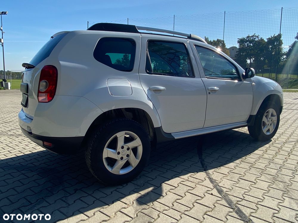 Dacia Duster 1.6 16V 4x2 Prestige - 8