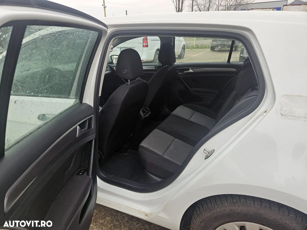 Volkswagen Golf 1.6 TDI BMT Comfortline - 6