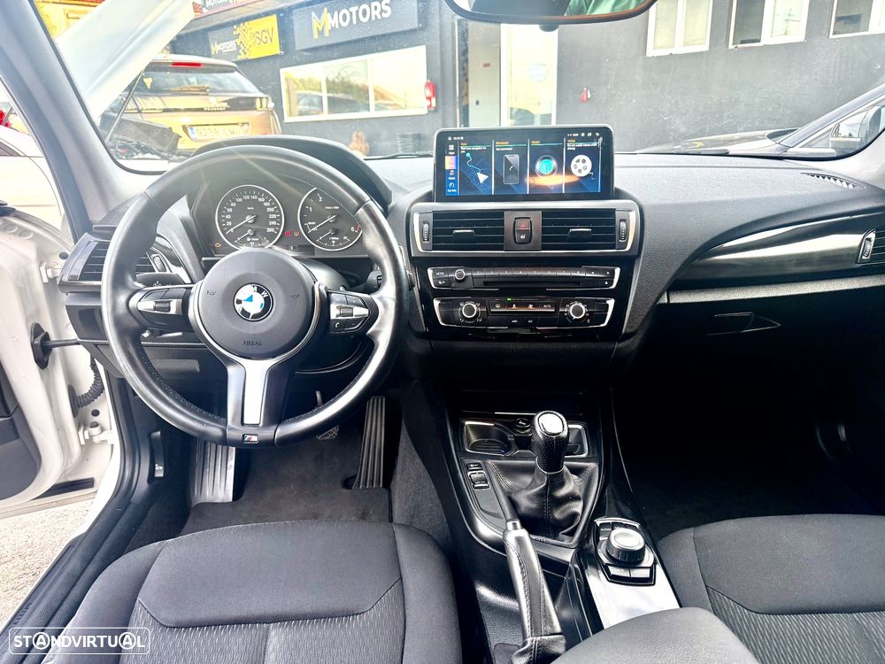 BMW 116 d Pack M - 17
