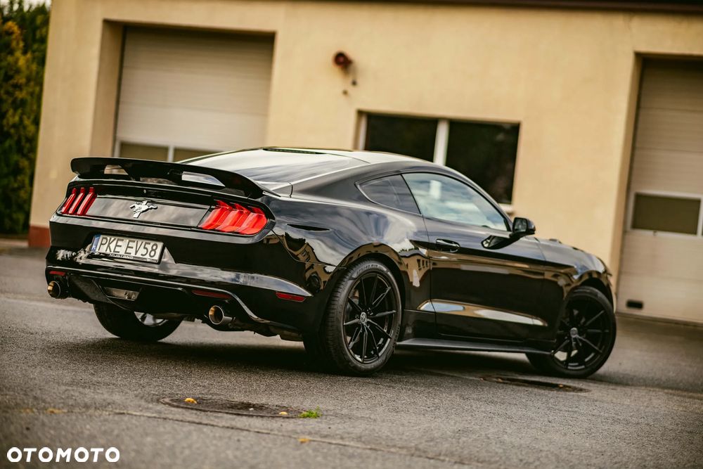 Ford Mustang 3.7 V6 - 2