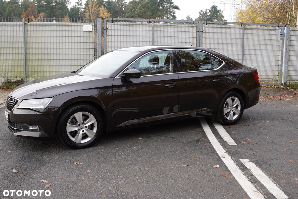 Skoda Superb 1.8 TSI Ambition - 9