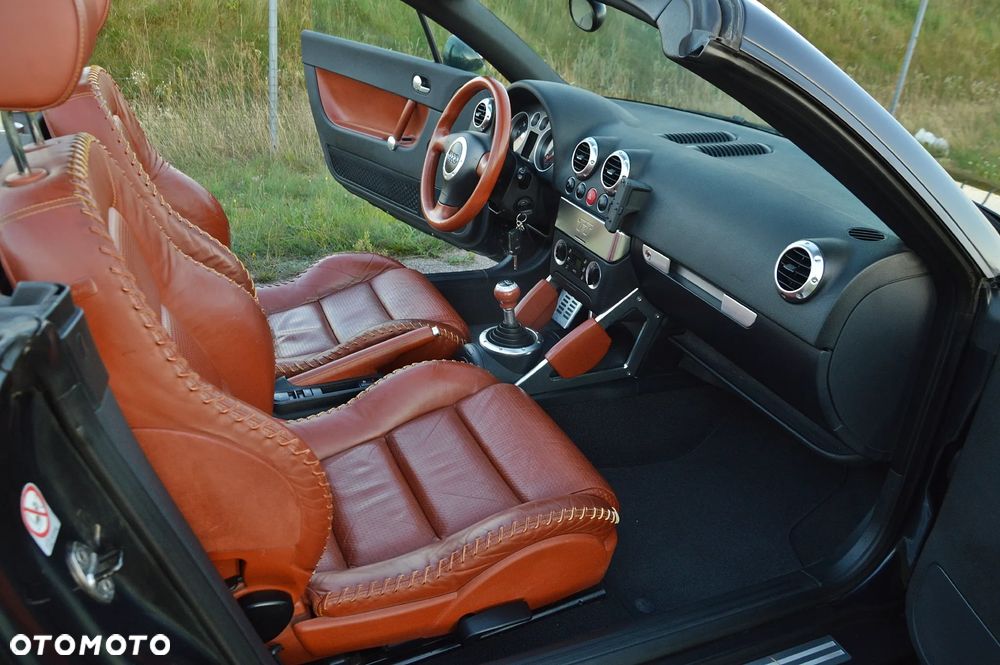 Audi TT Roadster 1.8 T - 20