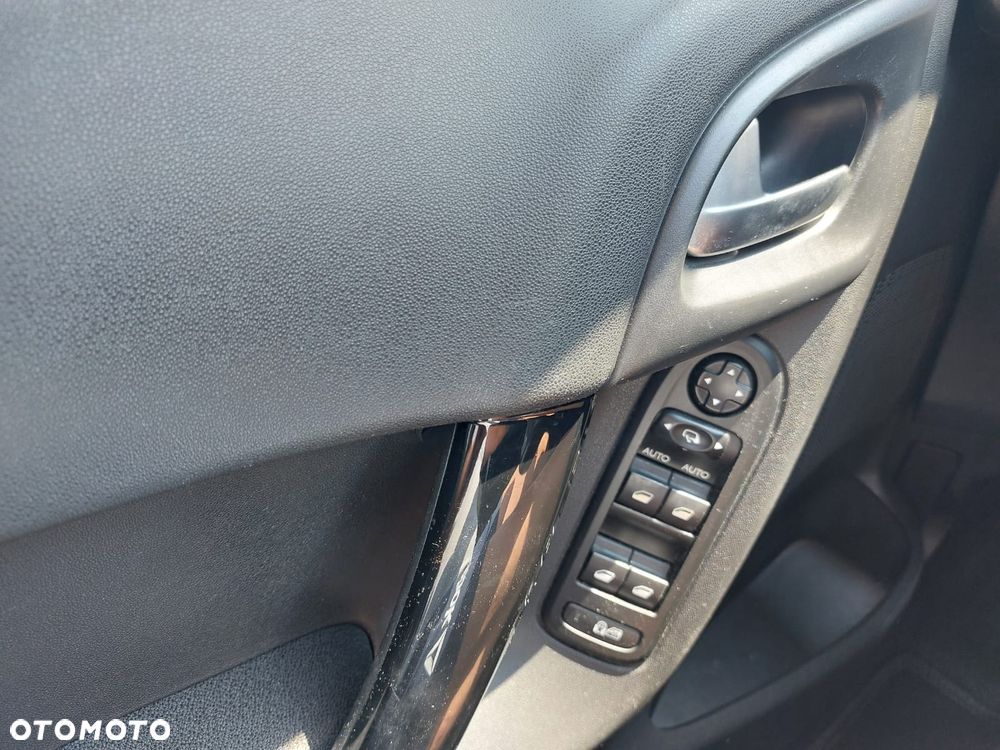 Citroën C3 Pure Tech (VTi) 82 Exclusive - 14