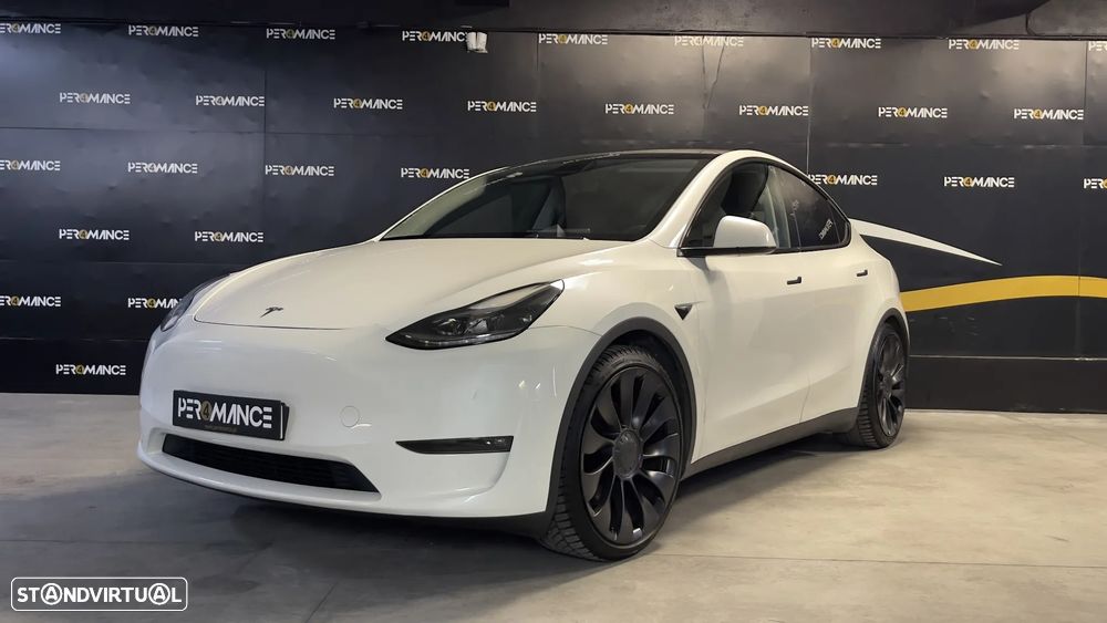 Tesla Model Y Performance Dual Motor AWD - 28