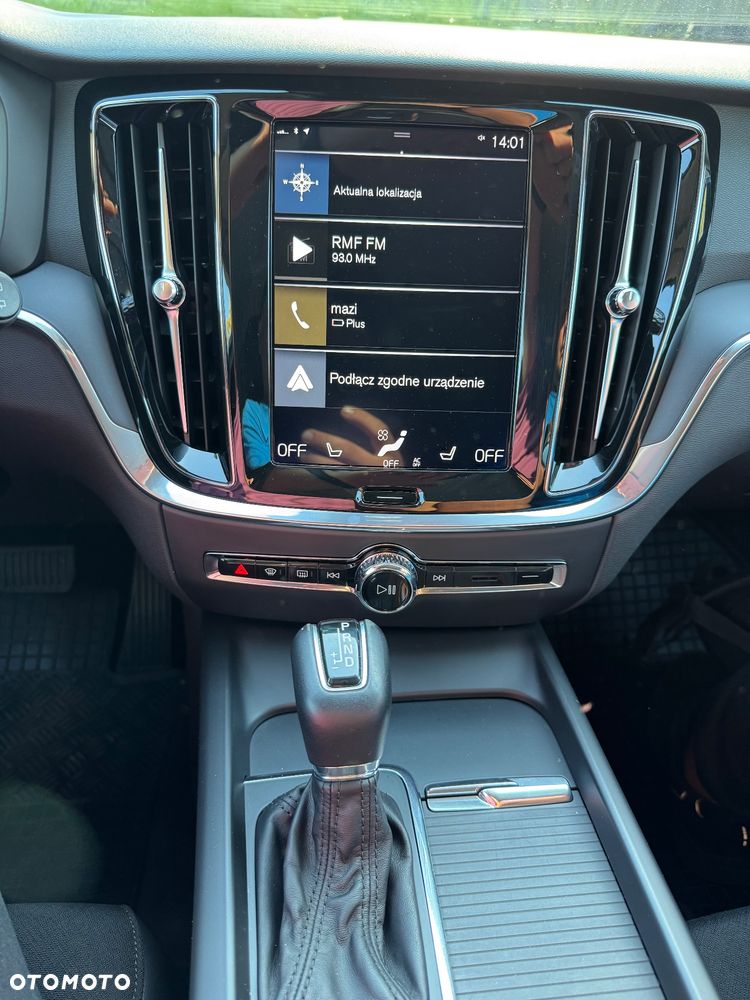 Volvo V60 D3 Geartronic Momentum Pro - 34