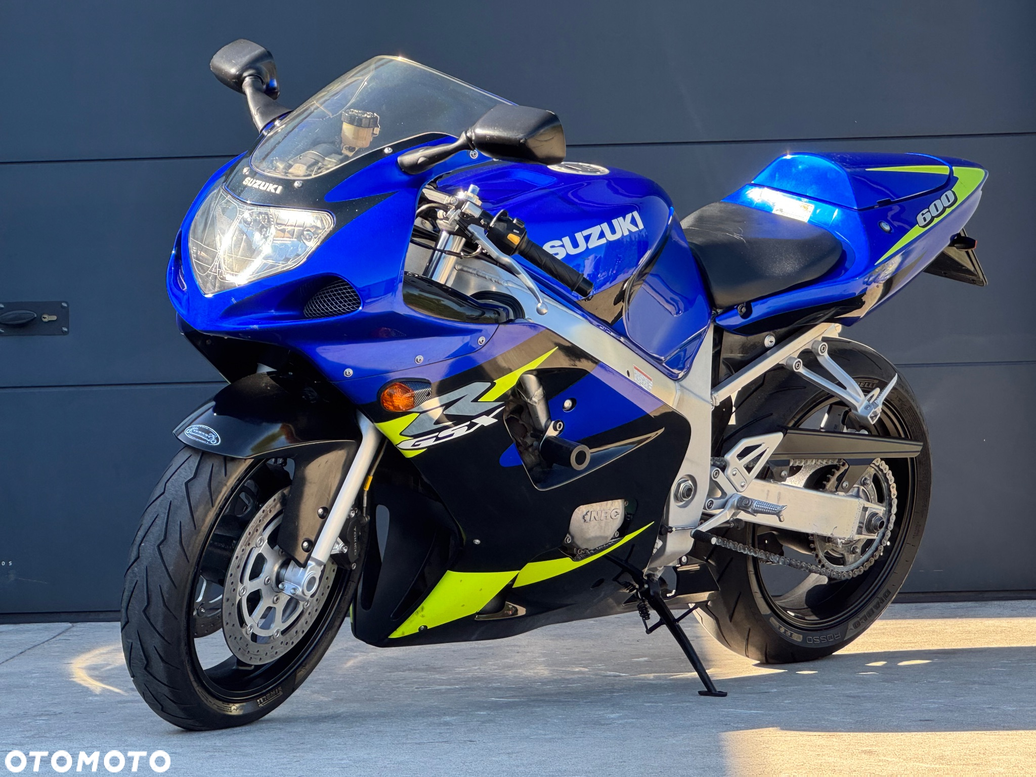 Suzuki GSX-R - 24