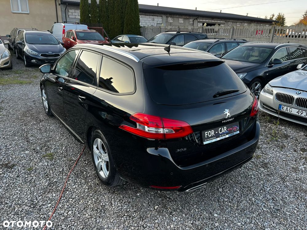 Peugeot 308 - 3