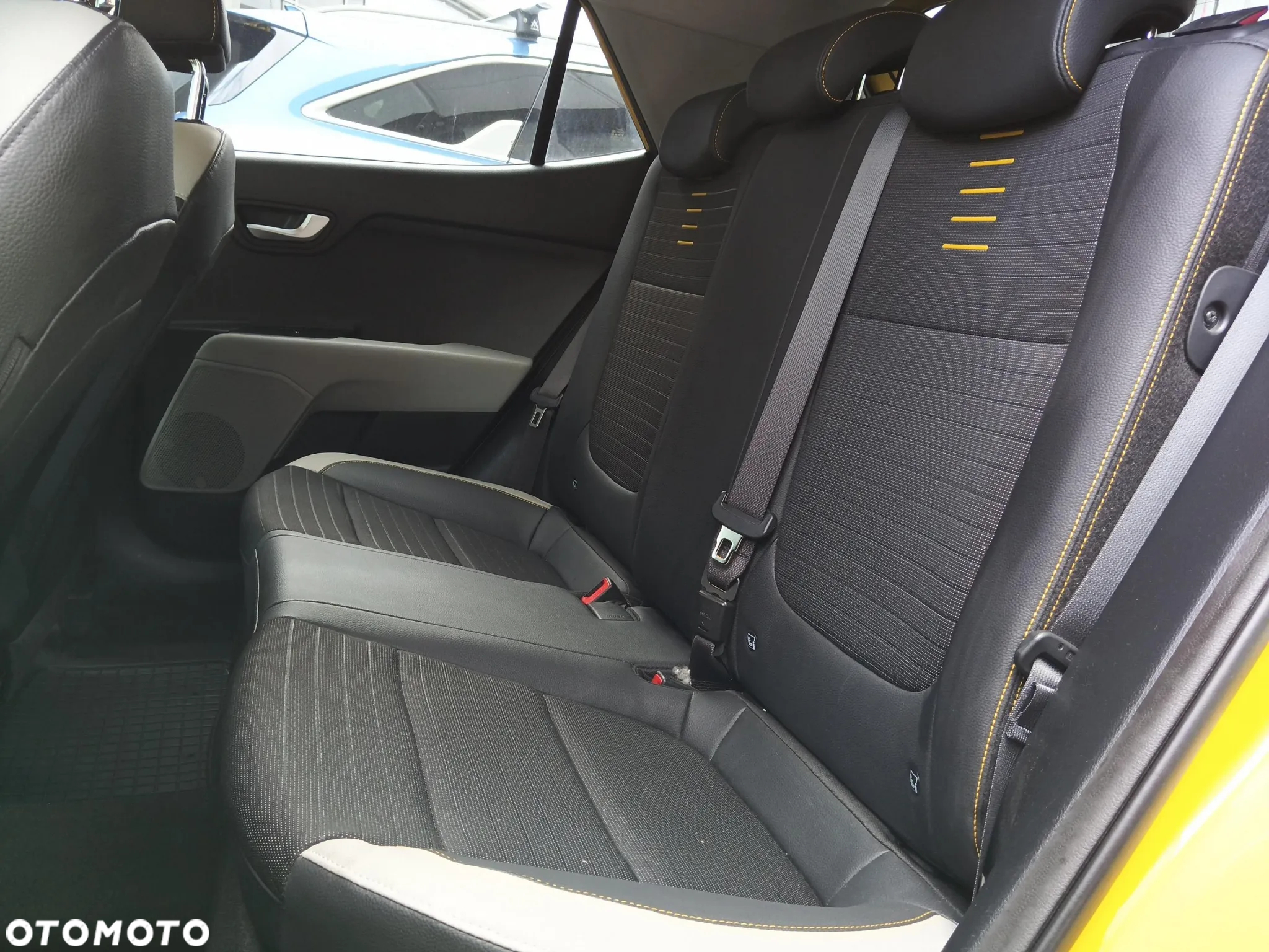 Kia Stonic 1.0 T-GDI L Business Line - 17
