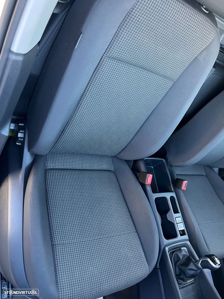 VW Caddy Cargo 2.0TDi 102 Cv Business - 25
