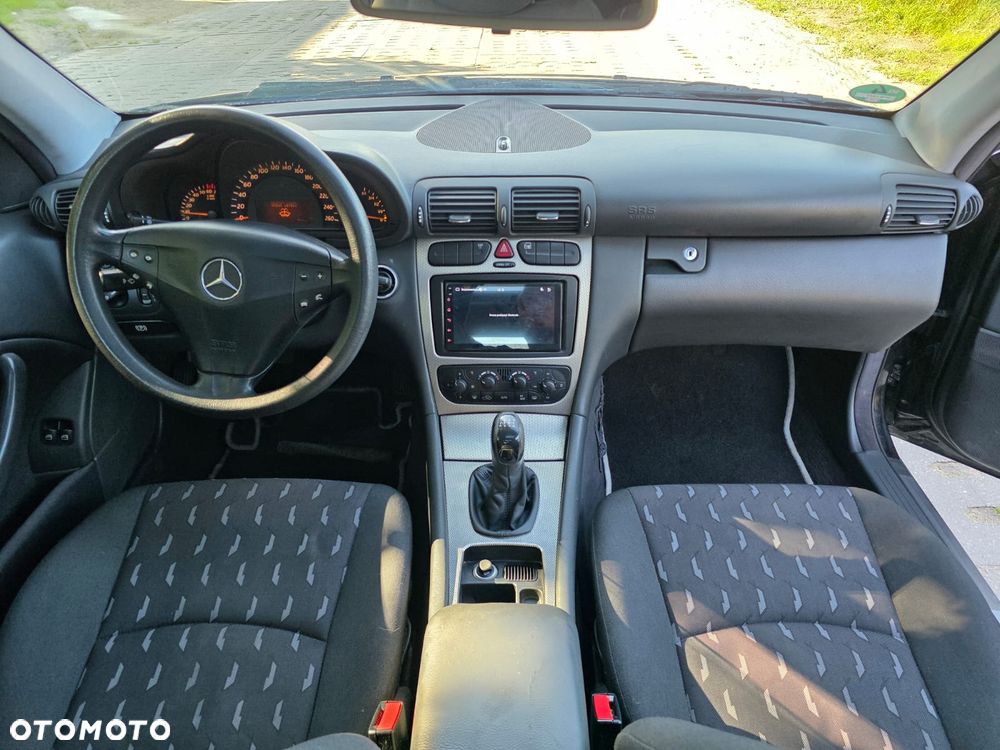 Mercedes-Benz Klasa C 200 Kompressor - 9