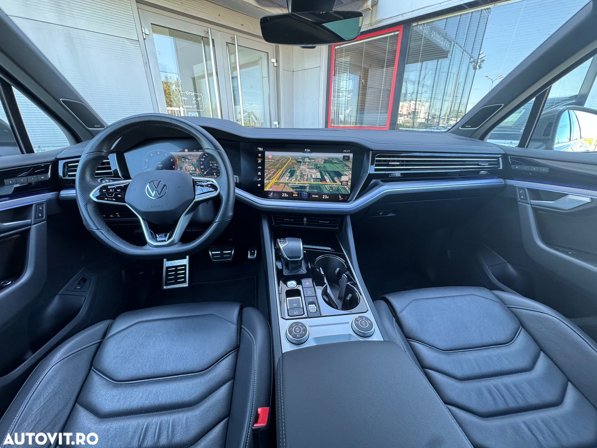Volkswagen Touareg V6 TSI 4MOTION R-Line - 14