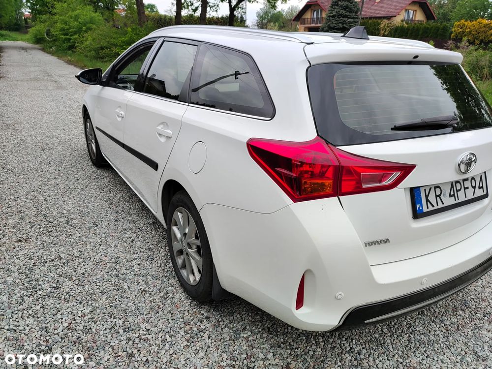 Toyota Auris - 3