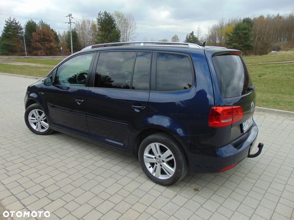 Volkswagen Touran 2.0 TDI DPF MATCH - 34