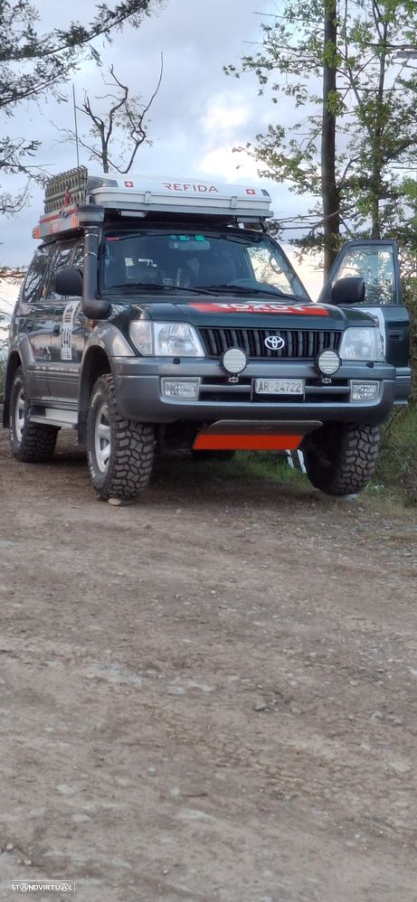 Toyota Land Cruiser - 13