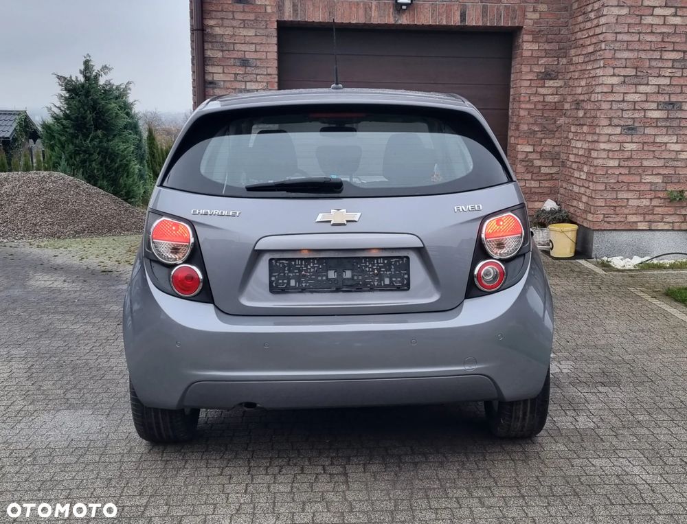 Chevrolet Aveo 1.6 LTZ - 6