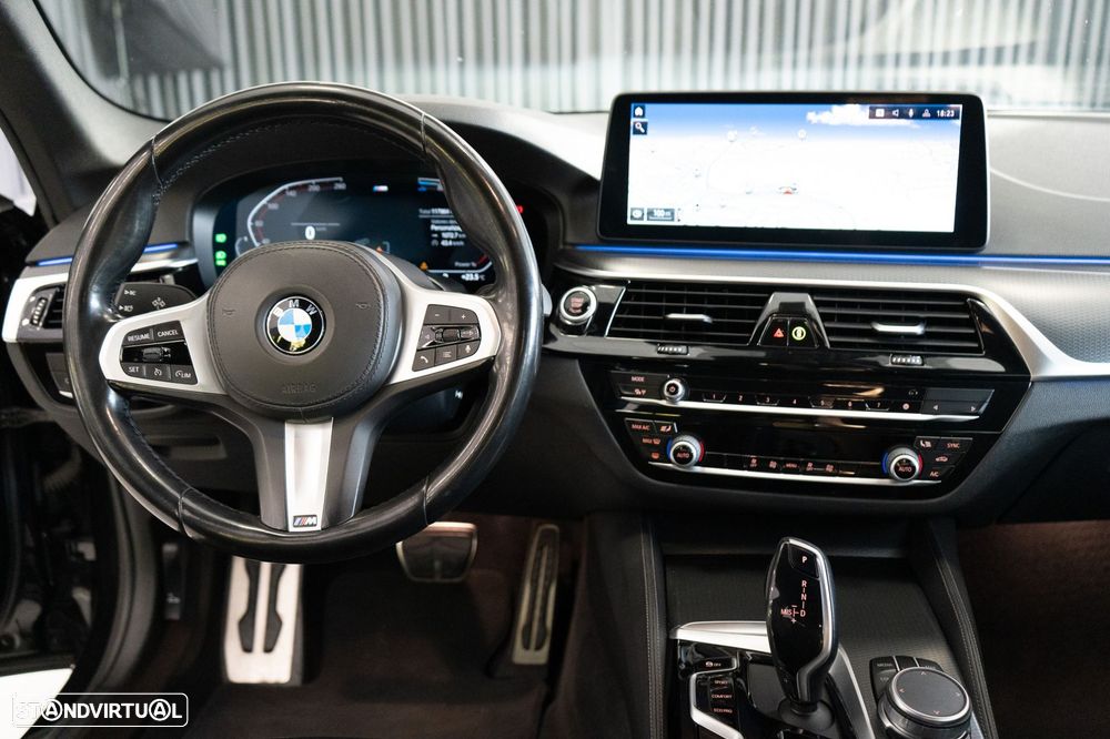 BMW 520 d Pack M Auto - 11