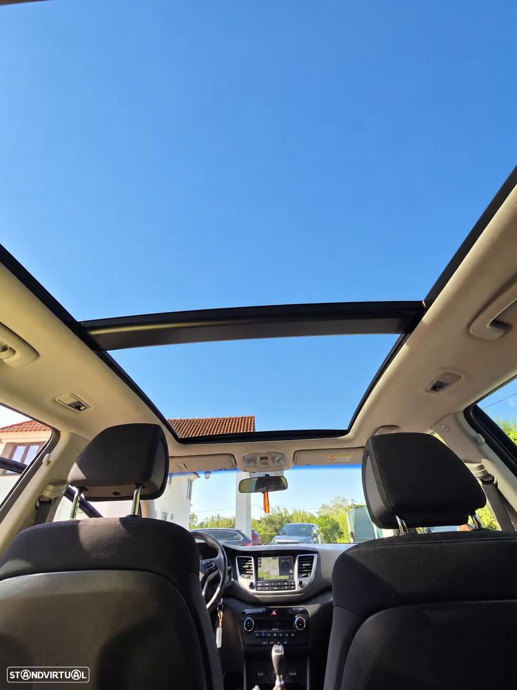 Hyundai Tucson 1.7 CRDi Executive - 10