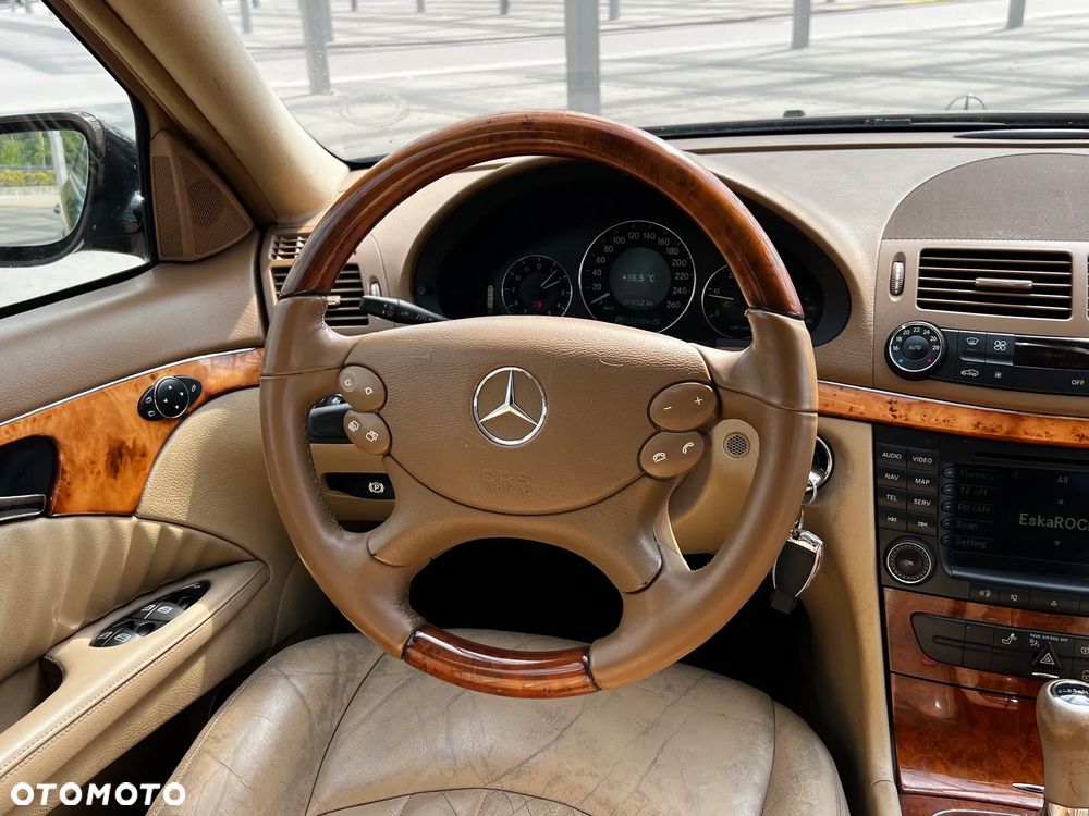 Mercedes-Benz Klasa E 320 CDI Elegance - 21