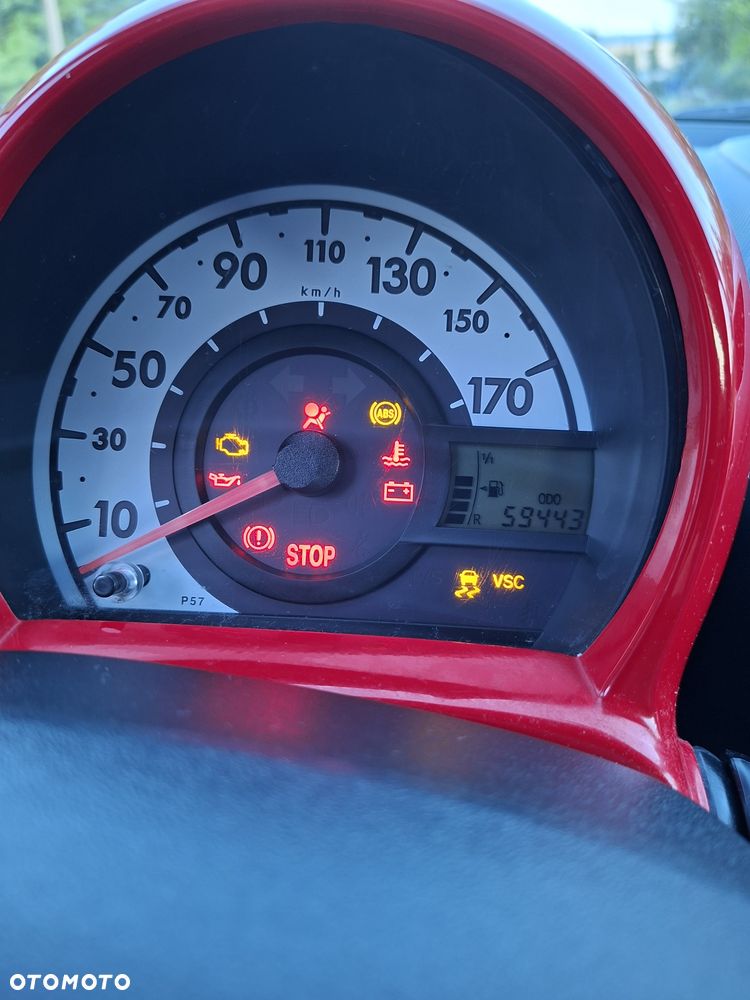 Toyota Aygo - 8