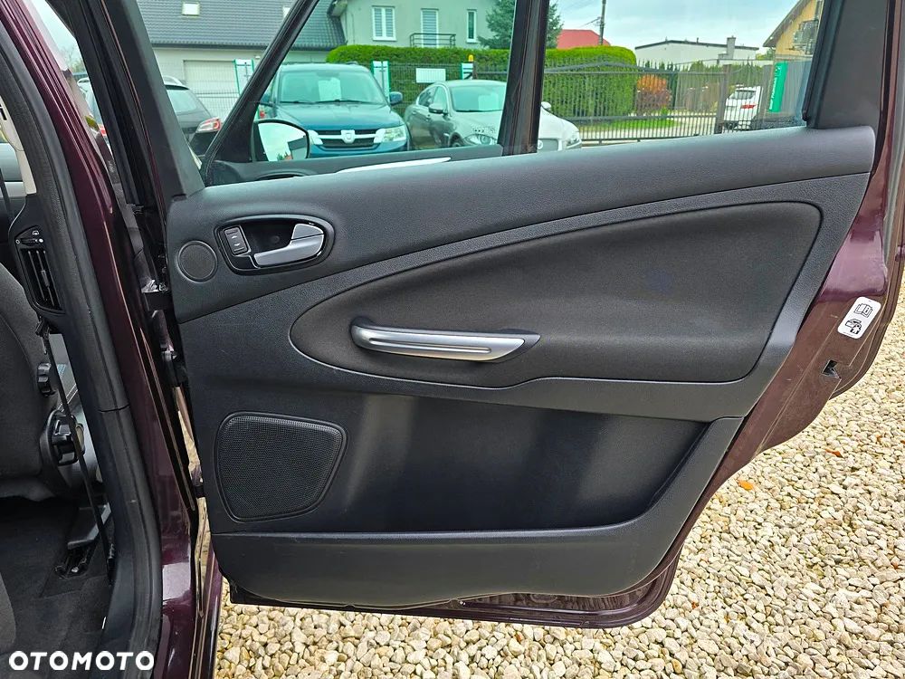 Ford Galaxy 2.0 Trend - 23