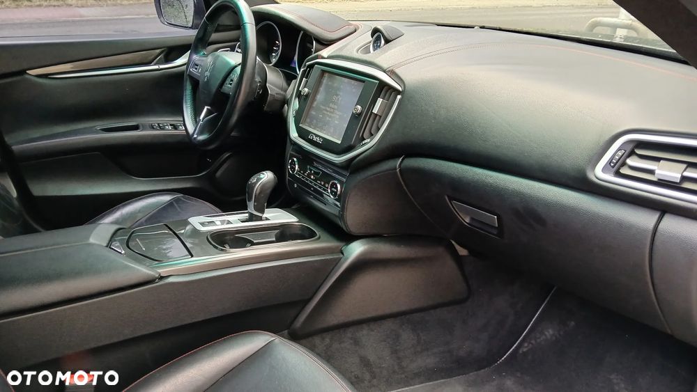 Maserati Ghibli - 18