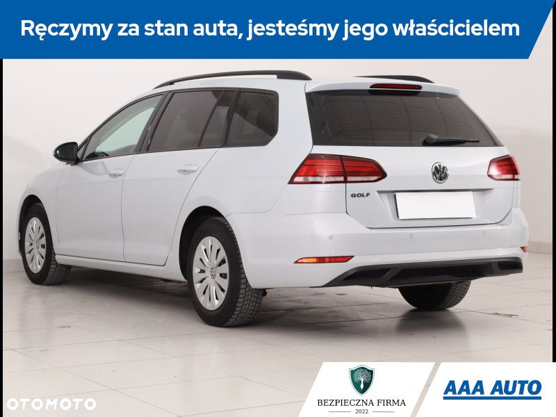 Volkswagen Golf - 5