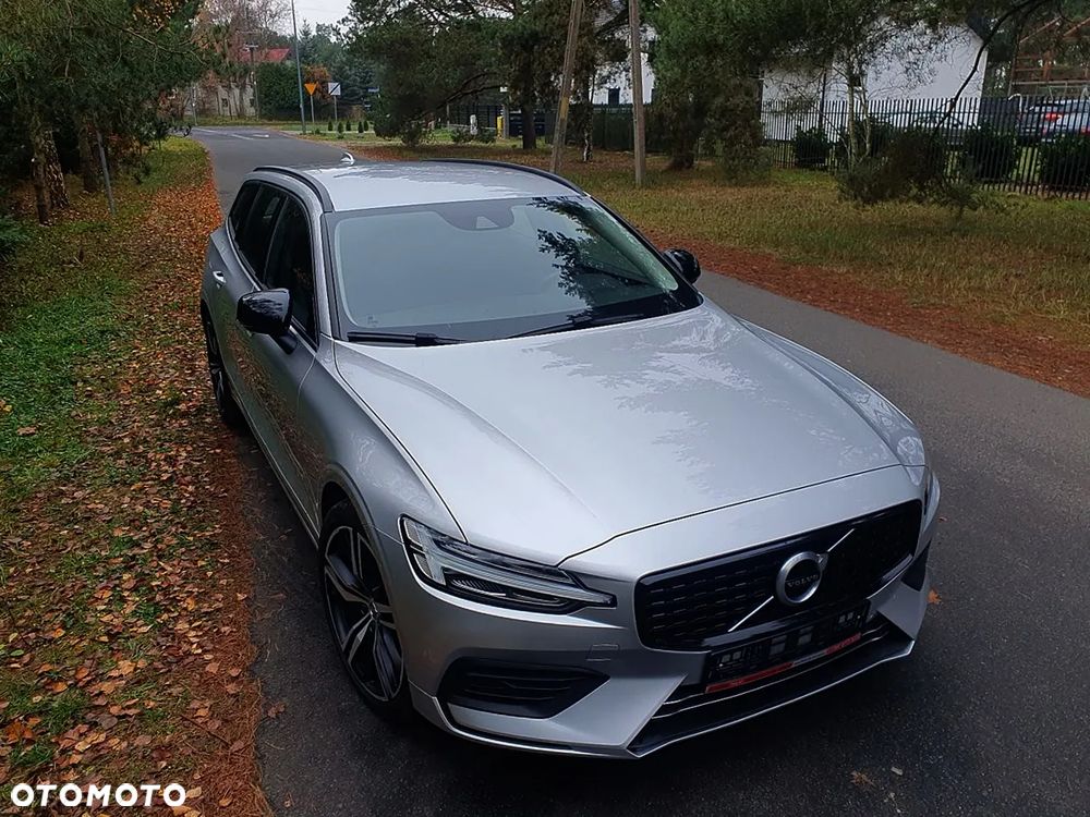 Volvo V60 B3 B DKG Momentum Pro - 30