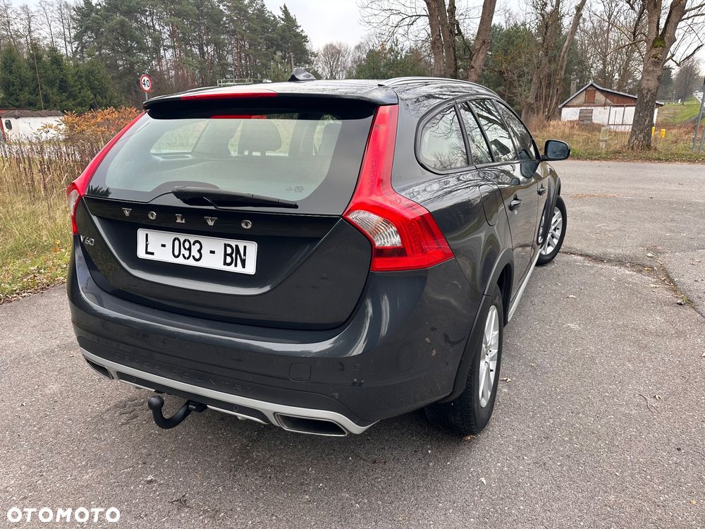 Volvo V60 D3 Momentum - 13