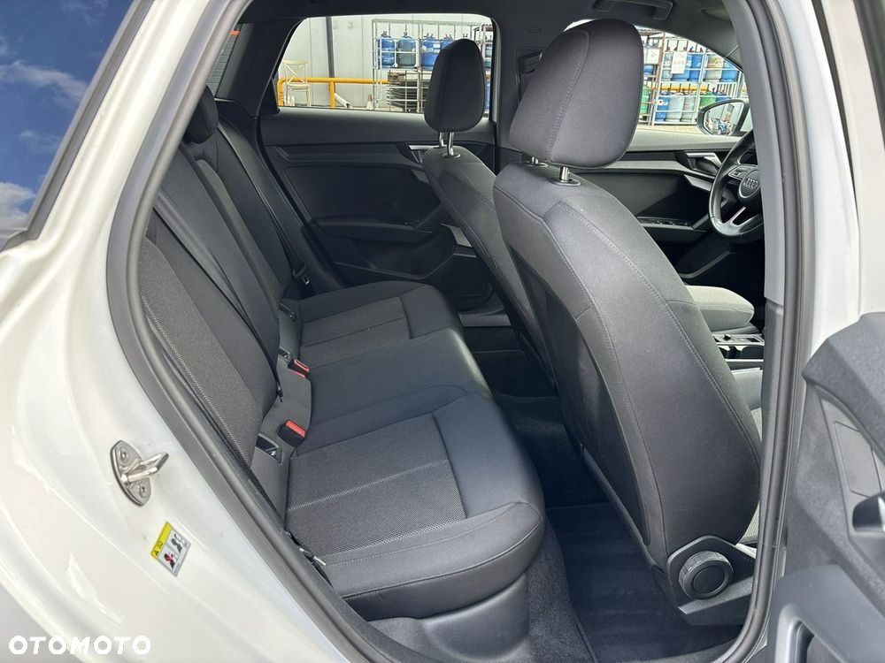 Audi A3 Sportback 1.5 TFSI S tronic - 17