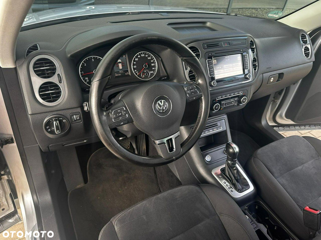 Volkswagen Tiguan 2.0 TDI 4Mot R-Style DSG - 12