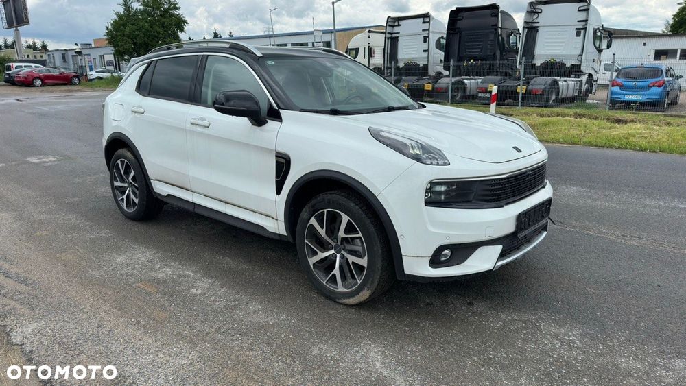 Lynk & Co 01 - 15